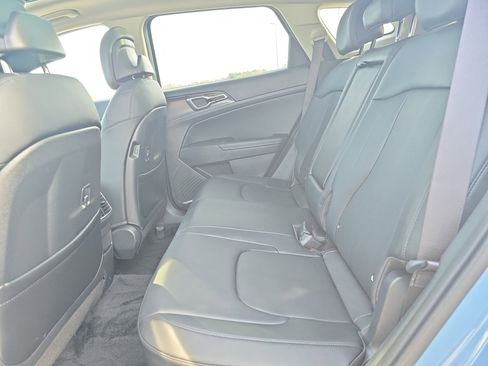 Used 2026 Kia Sportage EX w/ EX Panoramic Sunroof Package image 14