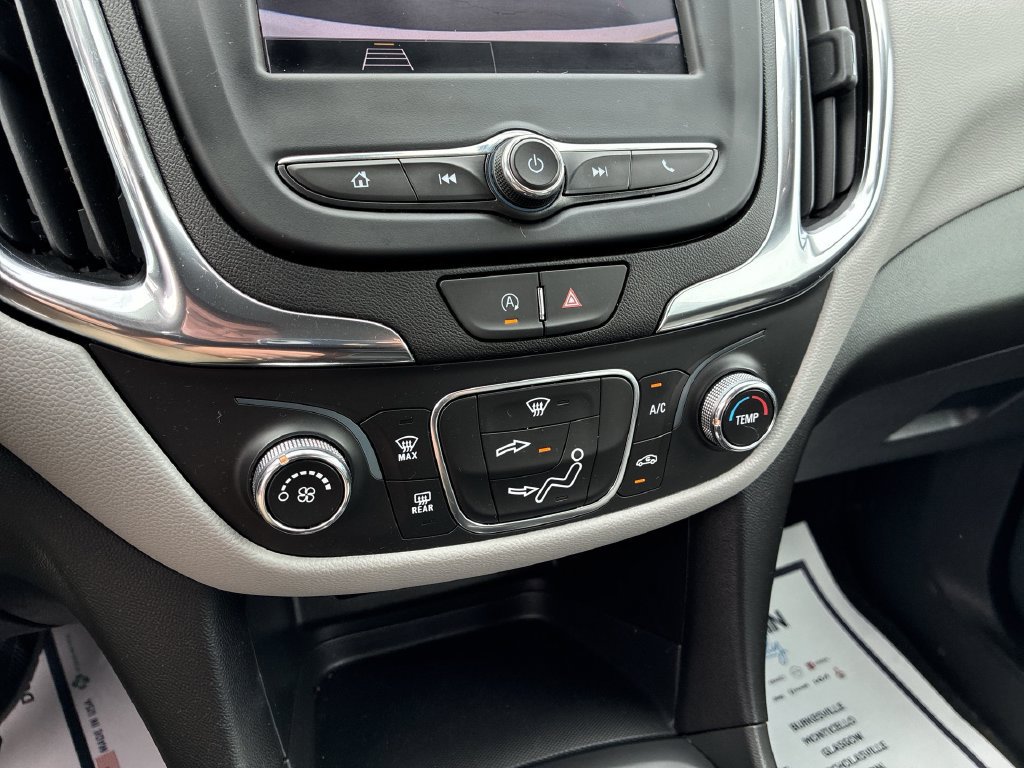 Used 2023 Chevrolet Equinox LS FWD image 17