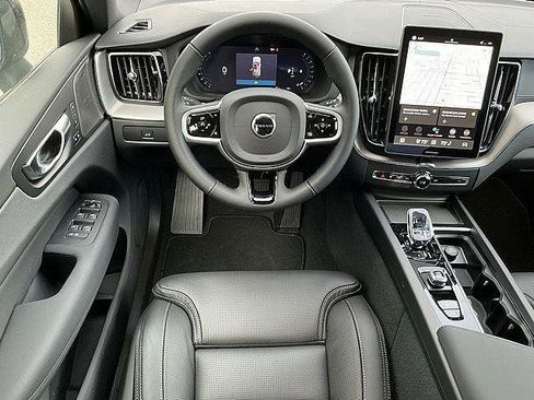 New 2026 Volvo XC60 B5 Ultra w/ Climate Package AWD/4WD image 5