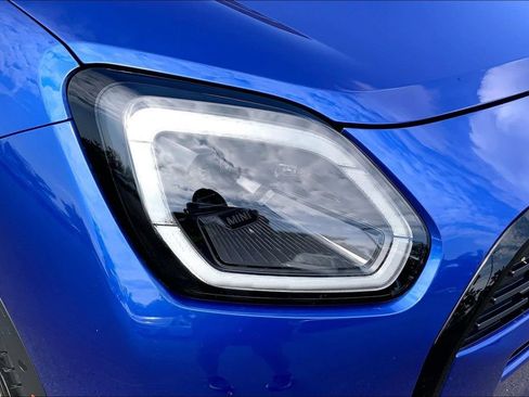 Certified 2025 MINI Cooper Countryman S w/ Comfort Package Max image 30