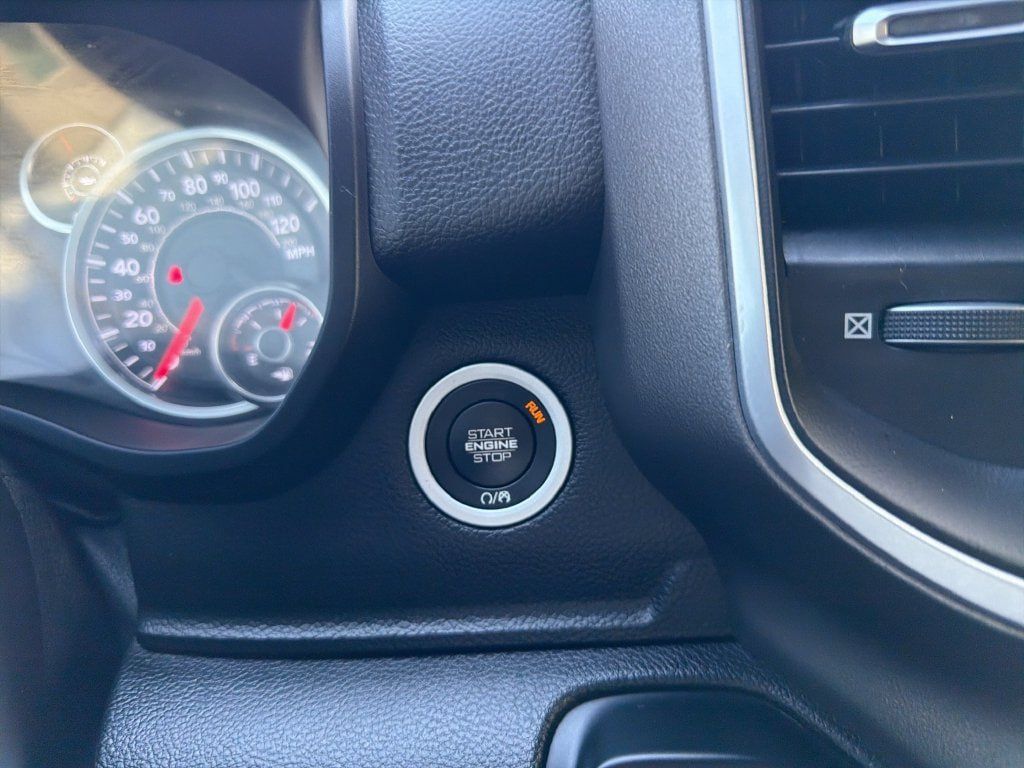 Used 2021 RAM 1500 Big Horn RWD image 27