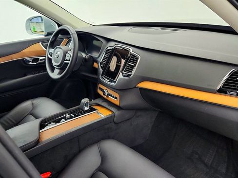 Used 2025 Volvo XC90 T8 Plus w/ Protection Package Premier AWD/4WD image 23