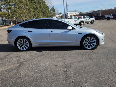 Used 2018 Tesla Model 3 Long Range image 18