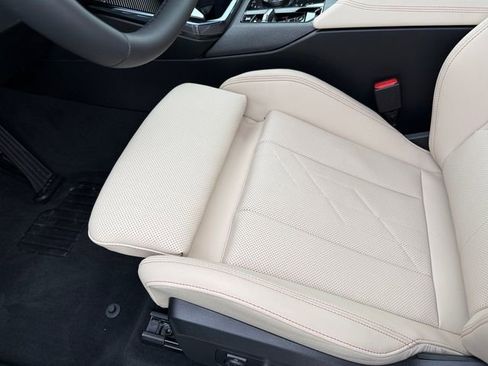 Used 2026 BMW X3 xDrive30 w/ Premium Package image 34