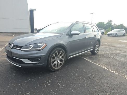 Used 2019 Volkswagen Golf Alltrack SE AWD/4WD image 6