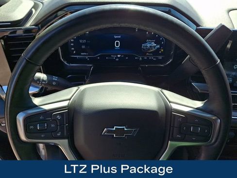 Used 2024 Chevrolet Silverado 2500 LTZ w/ LTZ Plus Package AWD/4WD image 4
