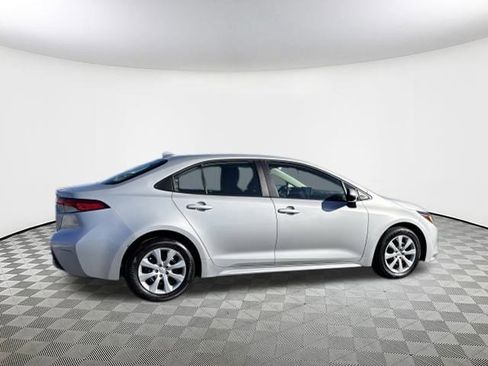 Used 2024 Toyota Corolla LE image 8