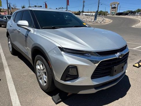 Used 2019 Chevrolet Blazer LT FWD image 3