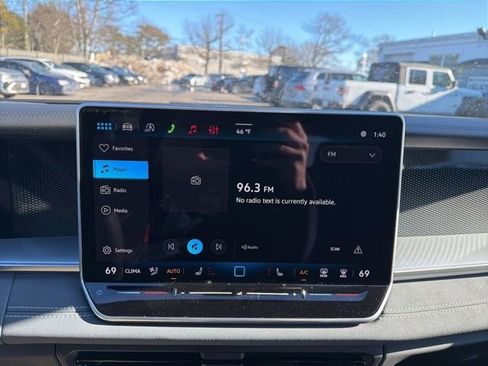 New 2026 Volkswagen Tiguan SE R-Line image 11