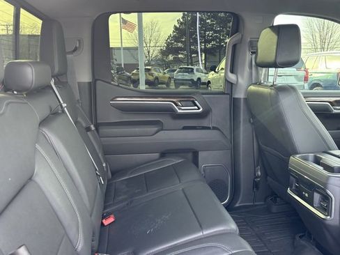 Used 2022 GMC Sierra 1500 Elevation w/ Elevation Premium Package image 15