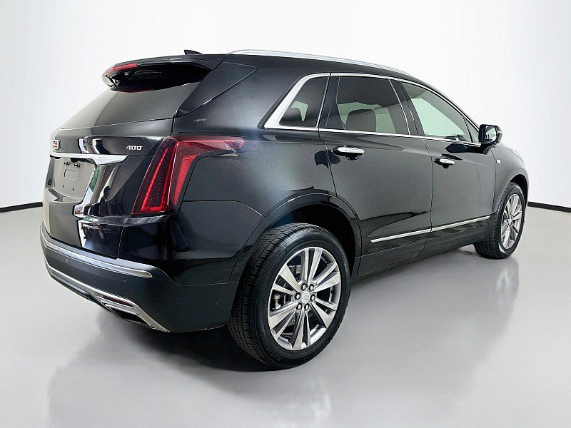 Used 2025 Cadillac XT5 Premium Luxury FWD image 5