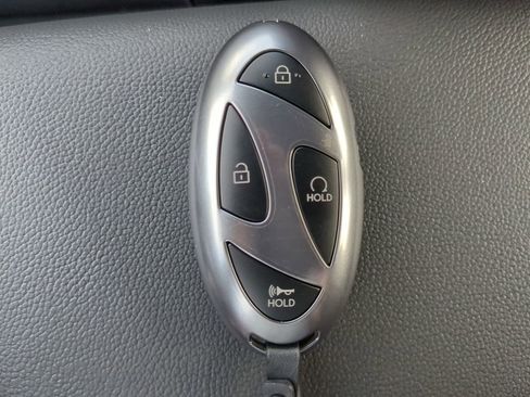 New 2025 Hyundai Elantra Sport image 17