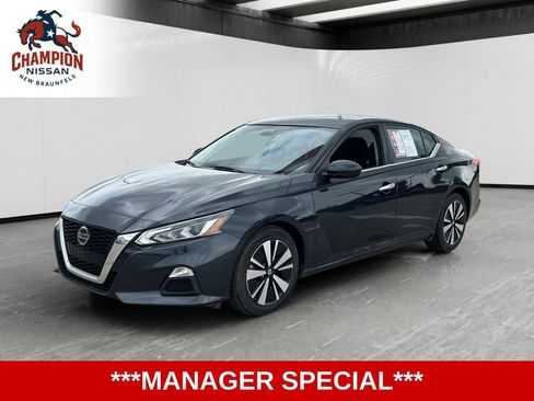 Used 2022 Nissan Altima 2.5 SV FWD image 1