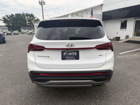 Used 2023 Hyundai Santa Fe SE AWD/4WD image 4