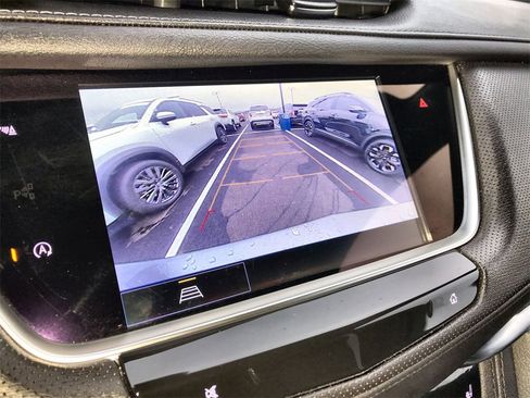 Used 2025 Cadillac XT5 Premium Luxury image 17