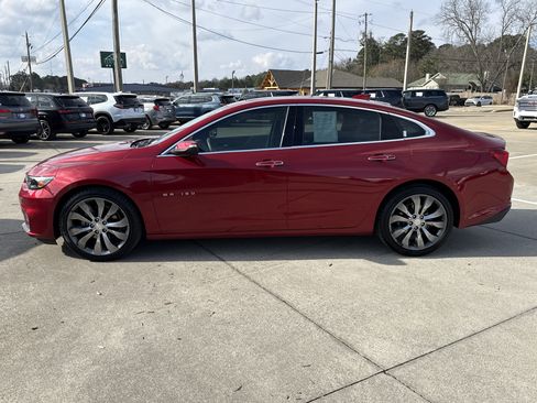 Used 2016 Chevrolet Malibu Premier w/ Driver Confidence Package image 9