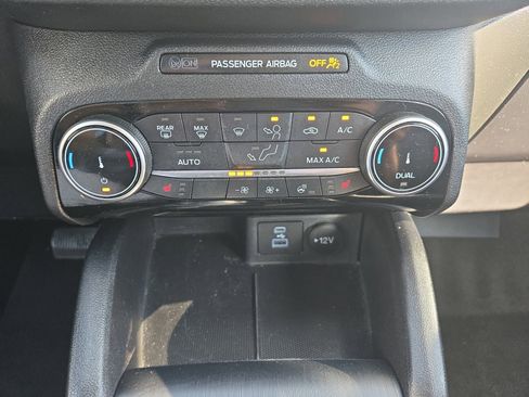 Certified 2022 Ford Escape SEL image 20