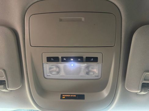 Used 2021 Chevrolet Colorado LT w/ LT Convenience Package image 26