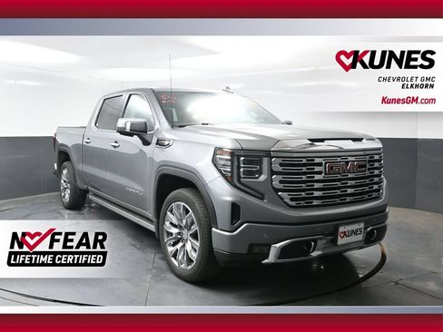 Used 2023 GMC Sierra 1500 Denali w/ Denali Reserve Package AWD/4WD image 1