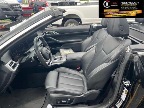 Used 2025 BMW 430i Convertible image 22