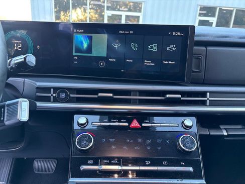 Used 2025 Hyundai Santa Fe SEL image 21