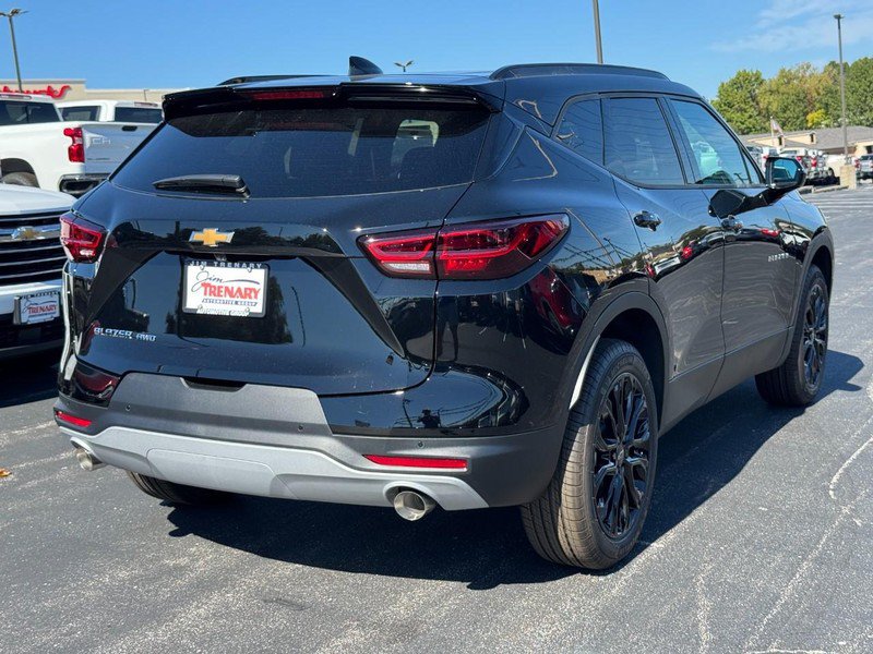 New 2026 Chevrolet Blazer LT w/ Convenience Package AWD/4WD image 3