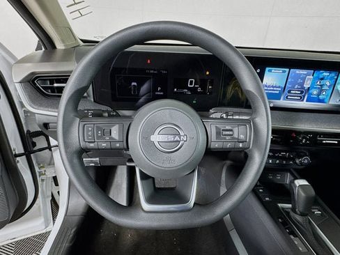 New 2026 Nissan Kicks SV image 10