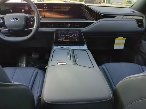 New 2026 INFINITI QX80 4WD w/ Sport Exterior Package image 14