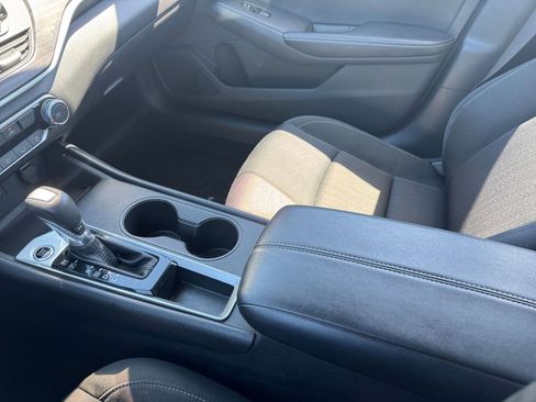 Used 2025 Nissan Altima 2.5 SV image 41