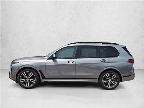 New 2027 BMW X7 xDrive40i w/ M Sport Package AWD/4WD image 5