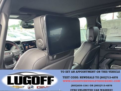 New 2025 GMC Yukon AT4 Ultimate AWD/4WD image 16