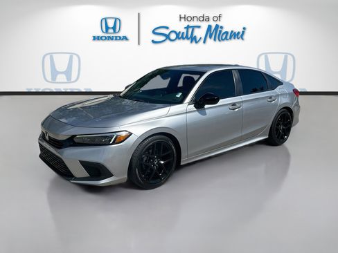Certified 2024 Honda Civic Sport image 3