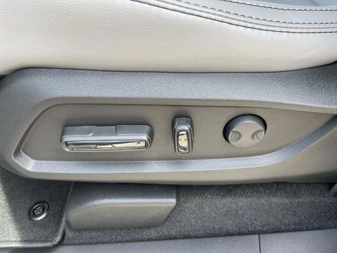 New 2025 Honda Pilot EX-L image 14