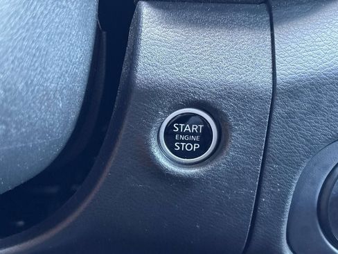 Used 2024 Nissan Frontier PRO-4X w/ Pro Convenience Package AWD/4WD image 28