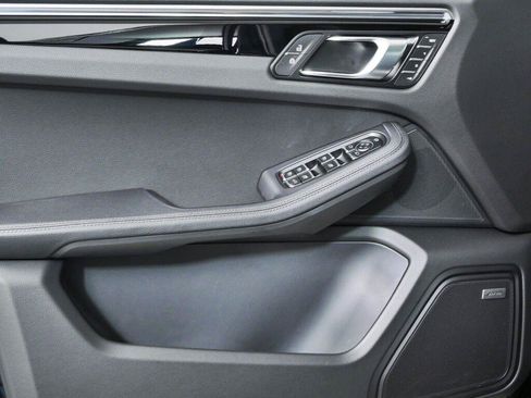 New 2026 Porsche Macan Turbo AWD/4WD image 6
