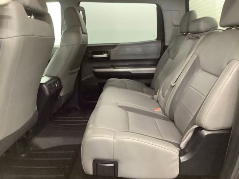 Used 2019 Toyota Tundra Limited w/ Limited Premium Package AWD/4WD image 6