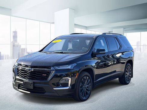 Used 2023 Chevrolet Traverse RS AWD/4WD image 1