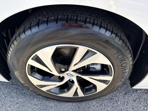 Used 2025 Subaru Legacy Premium w/ Popular Package #1A image 10