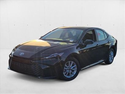 New 2025 Toyota Camry LE