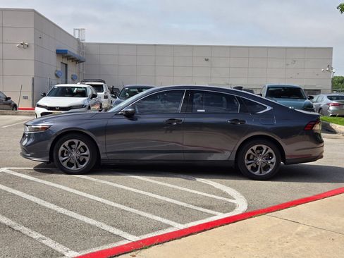 Certified 2023 Honda Accord EX image 6