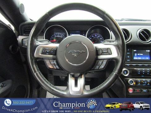 Used 2018 Ford Mustang Coupe RWD image 21