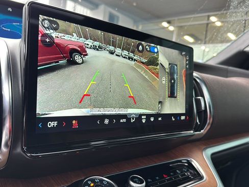 Certified 2025 Ford Expedition Max King Ranch image 23