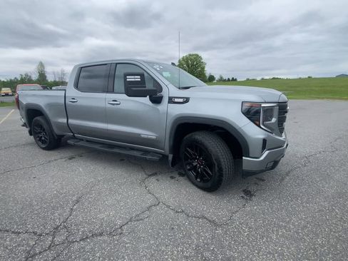 Used 2024 GMC Sierra 1500 Elevation w/ X31 Off-Road Package AWD/4WD image 2