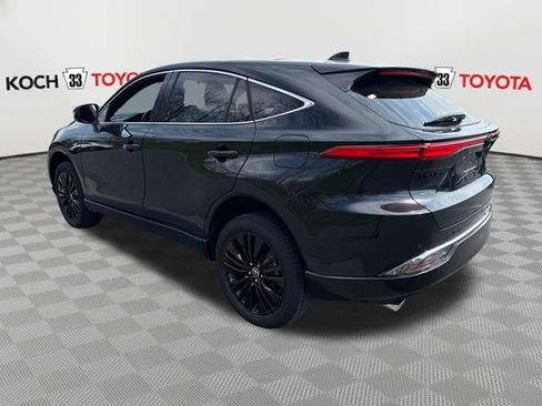 Used 2023 Toyota Venza Nightshade image 6