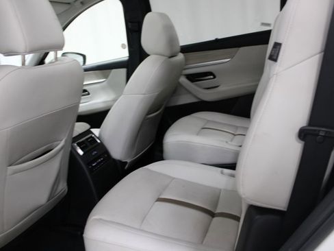 Used 2025 MAZDA CX-90 3.3 Turbo w/ Premium Plus Pkg image 19