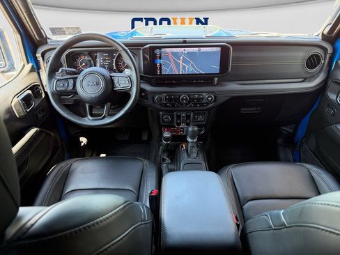 Used 2025 Jeep Wrangler Unlimited Rubicon 392 AWD/4WD image 20