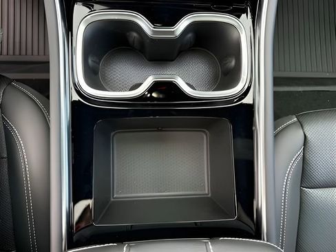 New 2026 Chevrolet Traverse LT AWD/4WD image 28