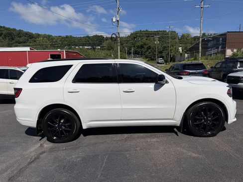 Used 2018 Dodge Durango GT w/ Premium Group AWD/4WD image 10