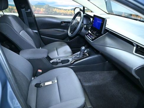 Used 2025 Toyota Corolla LE w/ LE Premium Package image 40