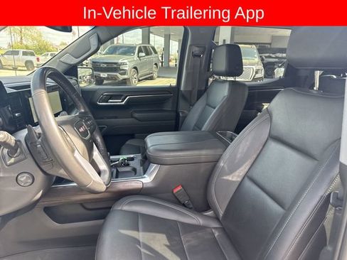 Used 2023 GMC Sierra 1500 SLT w/ SLT Premium Plus Package AWD/4WD image 18